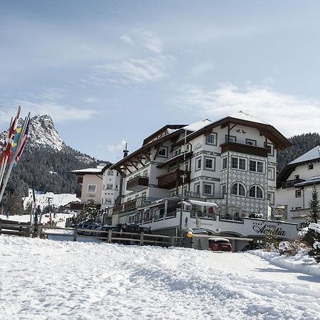 Hotel Acadia - Adults Mountain Home Selva di Val Gardena Exterior photo